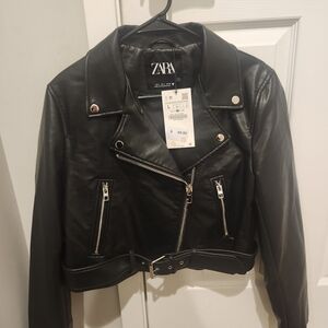 Zara Women's Sleek Black Leather Biker Jacket
